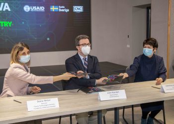 Un acord de Parteneriat cu genericul “Start Inovație în media digitală și industria de film din Moldova“, pe 11 februarie, de directoarea Centrului Național al Cinematografiei, Valentina Iusuphodjaev, și directoarea Proiectului Tehnologiile Viitorului, Doina Nistor.